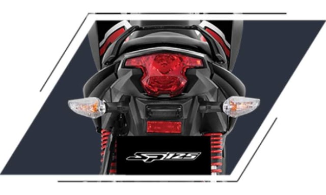 Bold Rear Stance With Tail Lamp