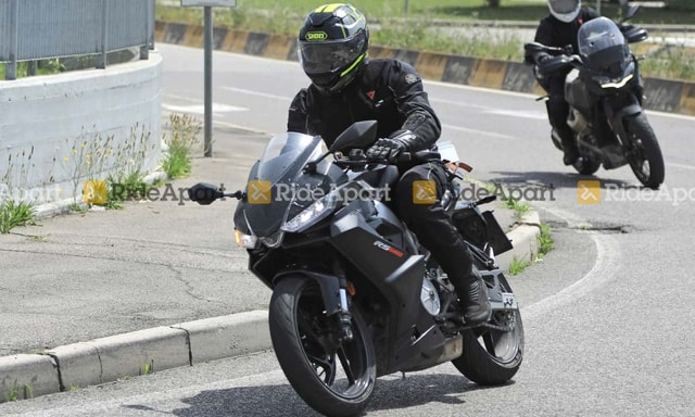 Near Production-Ready Aprilia RS440 Spied Again