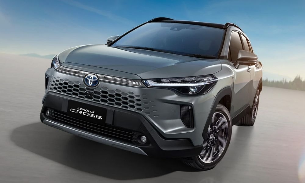 2024 Toyota Corolla Cross Facelift Unveiled: Gets Refreshed Design and Enhanced Features 