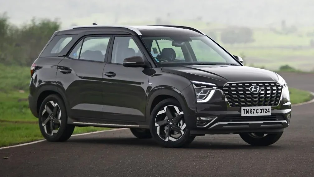 Hyundai Alcazar vs Tata Safari vs MG Hector Plus vs Mahindra XUV700: Spec Comparison