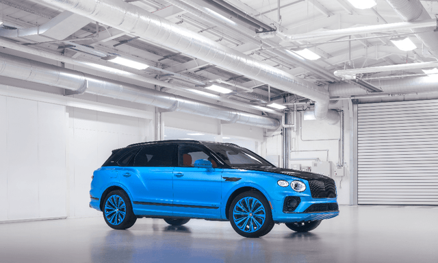 First Two-Tone Bentley Bentayga EWB By Mulliner Revealed First Two-Tone Bentley Bentayga EWB By Mulliner Revealed