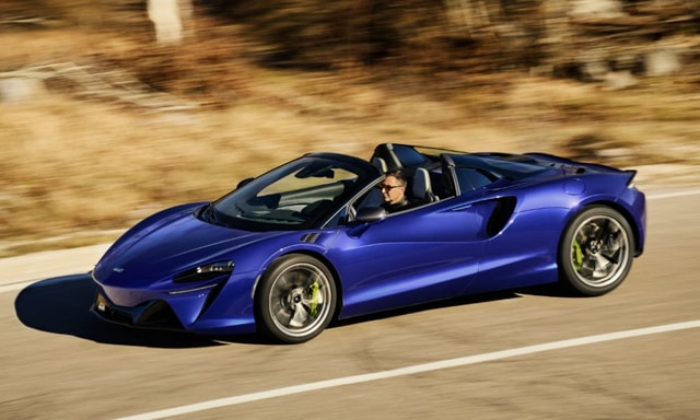 McLaren Artura Spider Revealed; Artura Line-Up Gets Performance Updates McLaren Artura Spider Revealed; Artura Line-Up Gets Performance Updates