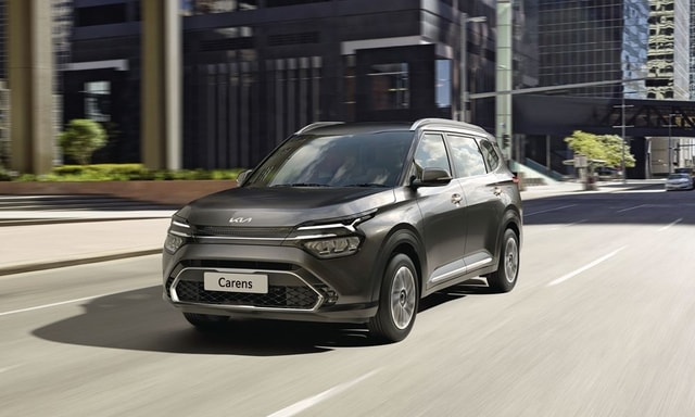 Refreshed 2024 Kia Carens Launched; Gets New Variants And Brings Back Diesel Manual Option  Refreshed 2024 Kia Carens Launched; Gets New Variants And Brings Back Diesel Manual Option