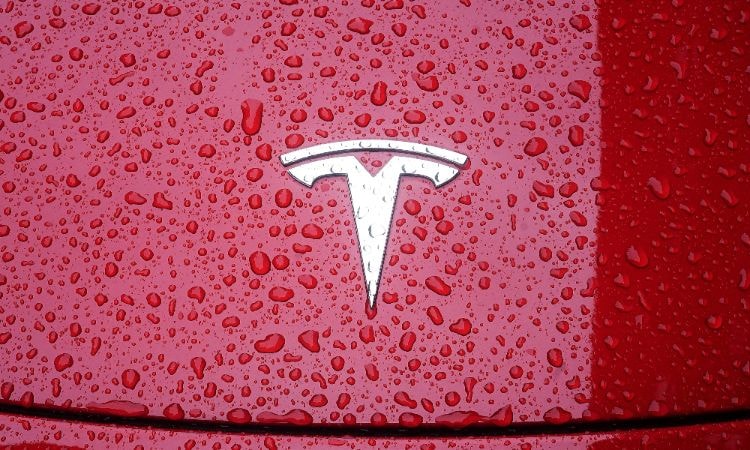 Tesla Supplier Panasonic Eyes 20% Jump In Battery Density By 2030 Tesla Supplier Panasonic Eyes 20% Jump In Battery Density By 2030