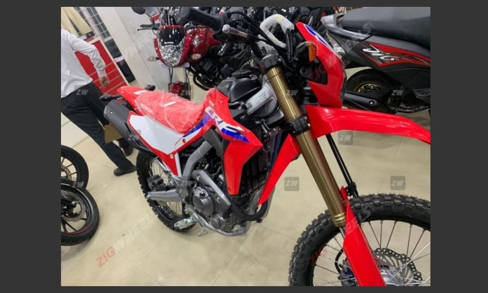 Honda CRF300L Spotted At A Dealership In India Honda CRF300L Spotted At A Dealership In India