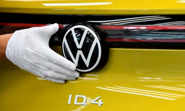 Volkswagen And Italy's Enel Launch Joint Venture For High-Speed Charging Volkswagen And Italy's Enel Launch Joint Venture For High-Speed Charging