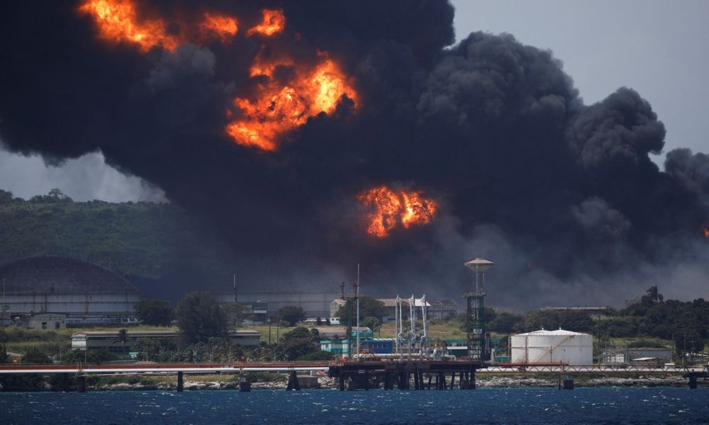Iran Controls Fire At Southern Oilfield After Apparent Sabotage Iran Controls Fire At Southern Oilfield After Apparent Sabotage