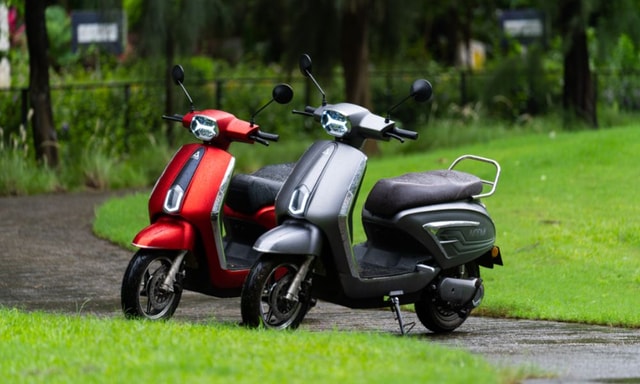 iVOOMi Unveils JeetX & JeetX180 Electric Scooters; Prices Start At Rs. 99,999 iVOOMi Unveils JeetX & JeetX180 Electric Scooters; Prices Start At Rs. 99,999