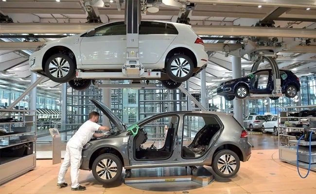 German Car Giants And Asian Battery Kings: A Match Made In Hungary German Car Giants And Asian Battery Kings: A Match Made In Hungary