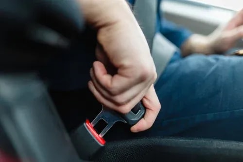 Seatbelts For Driver, Co-Passengers Compulsory In All Four-Wheelers From November 1: Mumbai Police Seatbelts For Driver, Co-Passengers Compulsory In All Four-Wheelers From November 1: Mumbai Police