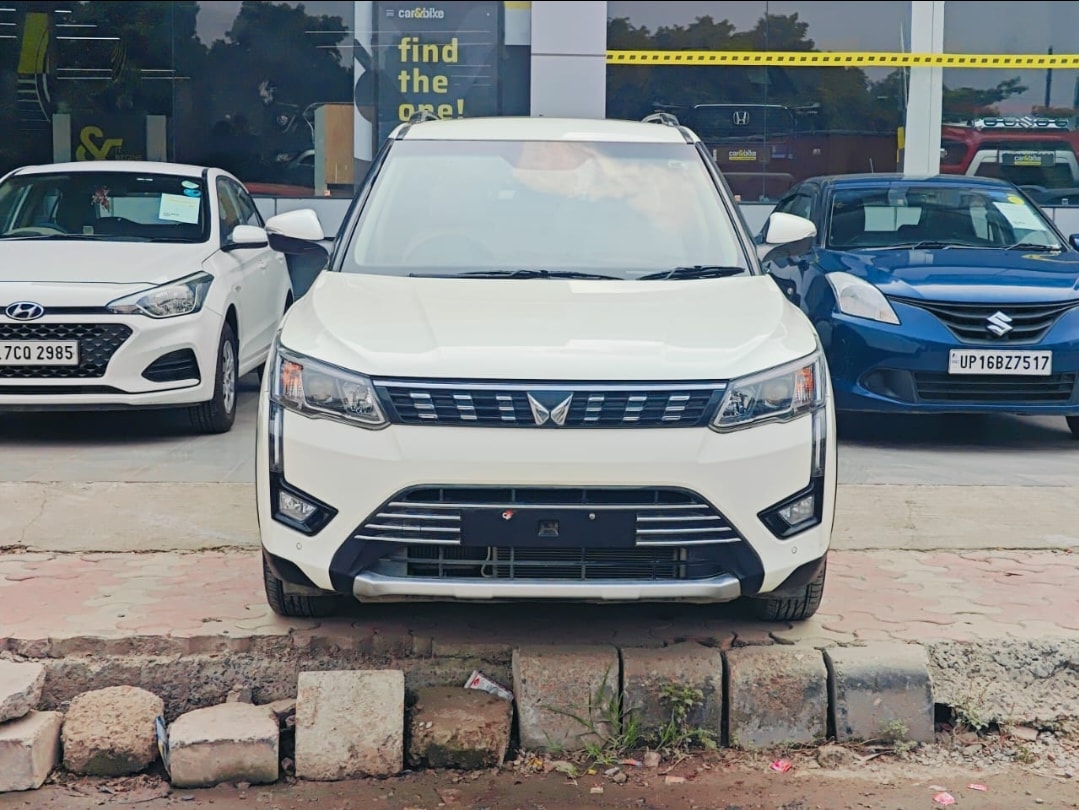 Used 2023 Mahindra XUV300 Used 2023 Mahindra XUV300