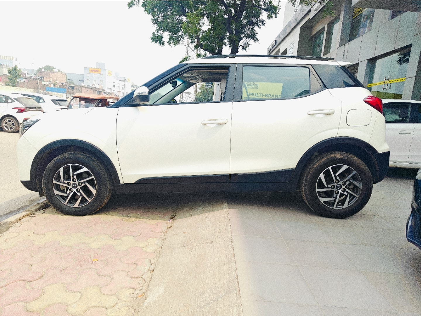 Used 2023 Mahindra XUV300 Used 2023 Mahindra XUV300