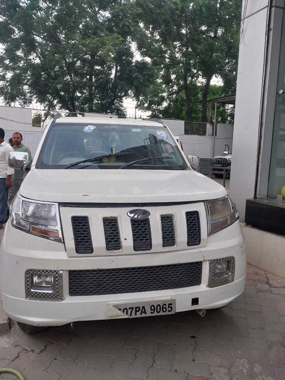 Used 2016 Mahindra TUV300 Used 2016 Mahindra TUV300