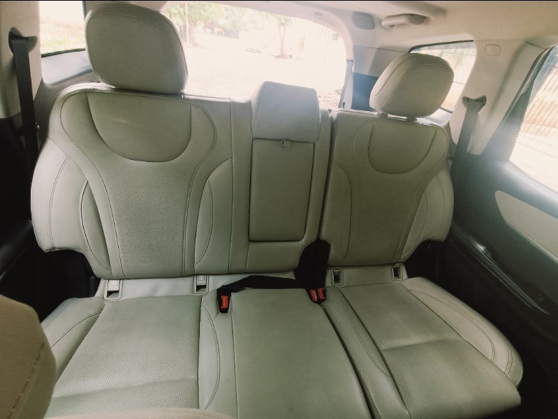 Used 2022 Mahindra XUV700 Used 2022 Mahindra XUV700
