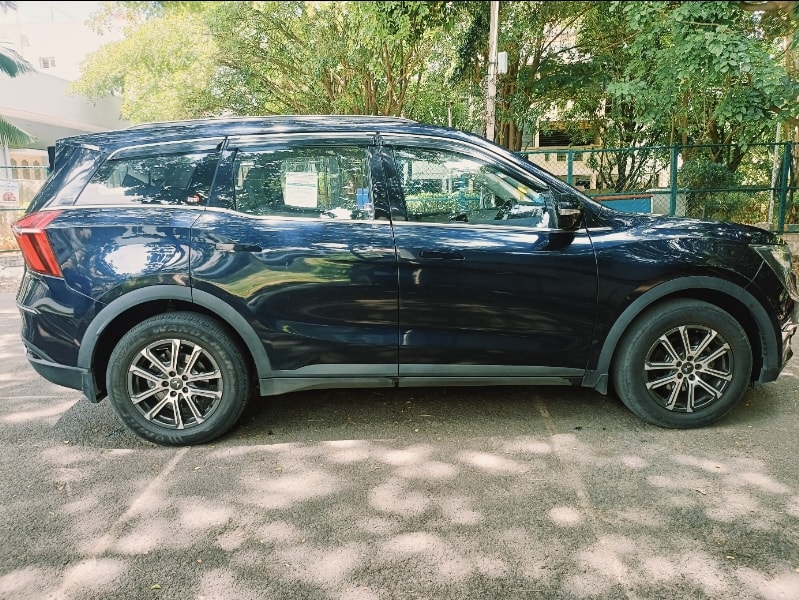 Used 2022 Mahindra XUV700 Used 2022 Mahindra XUV700