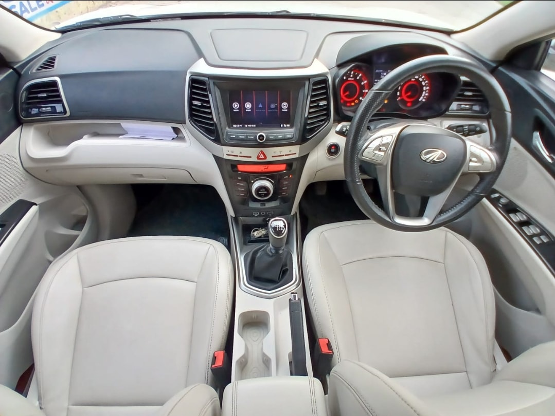 Used 2022 Mahindra XUV300 Used 2022 Mahindra XUV300