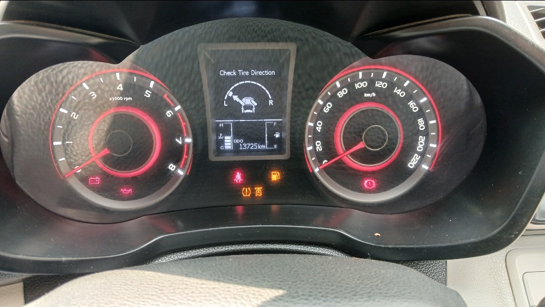 Used 2022 Mahindra XUV300 Used 2022 Mahindra XUV300