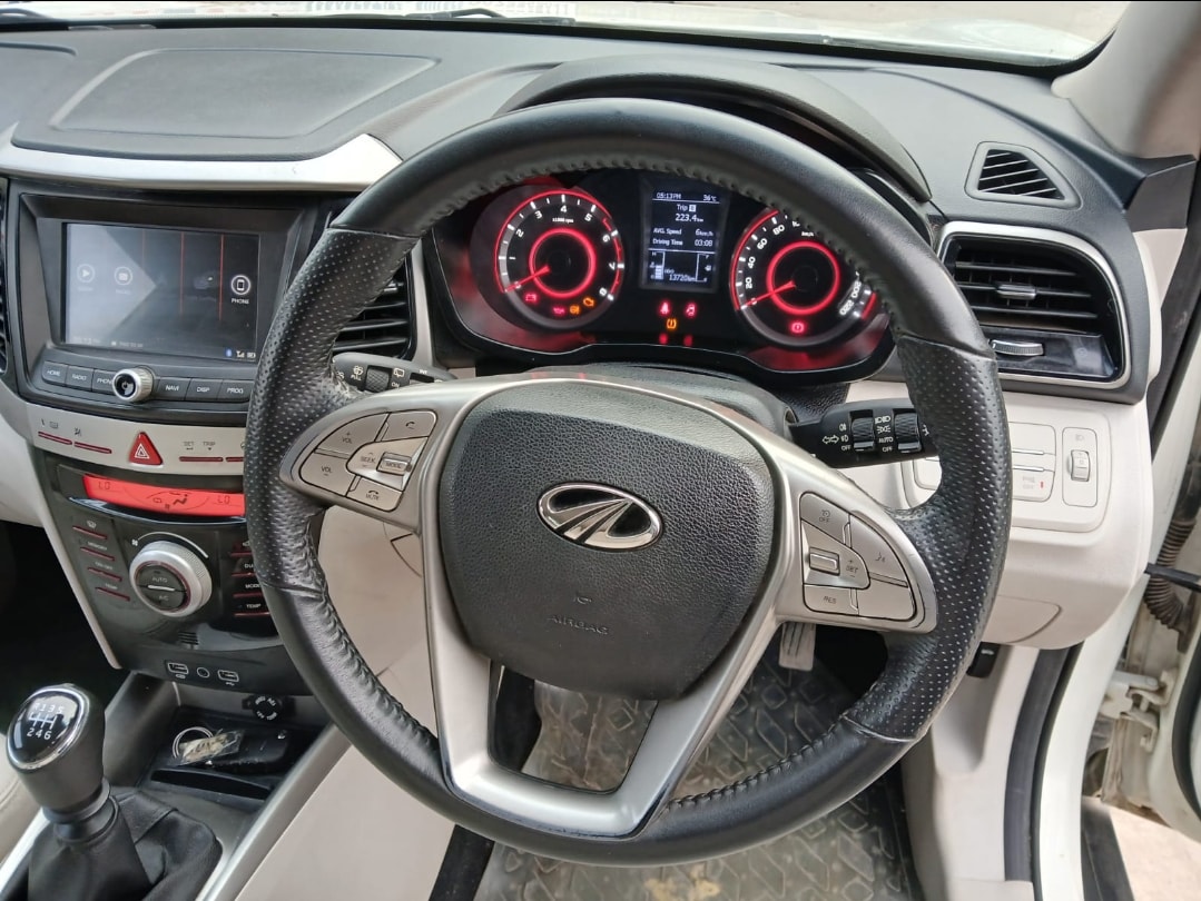 Used 2022 Mahindra XUV300 Used 2022 Mahindra XUV300