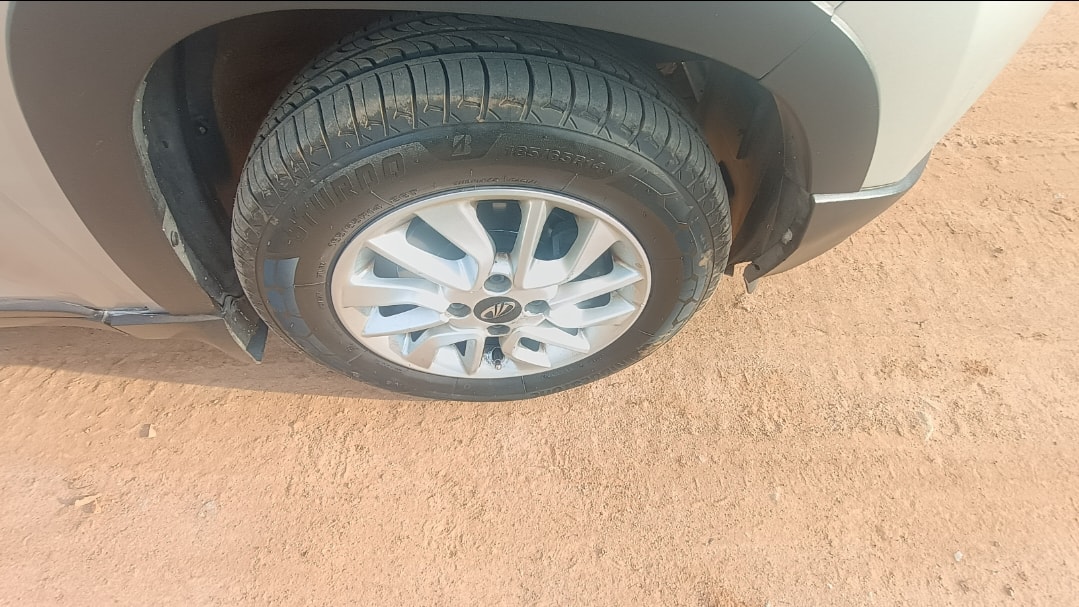 Used 2017 Mahindra KUV100 Used 2017 Mahindra KUV100