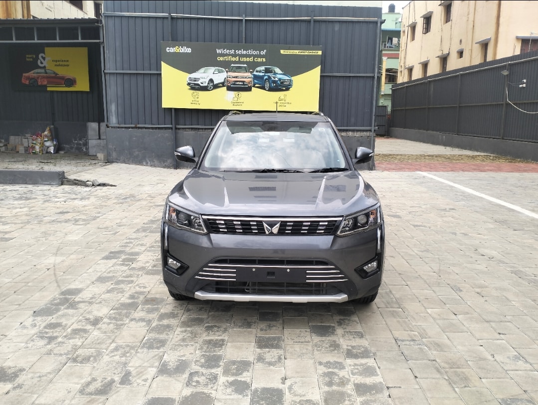 Used 2023 Mahindra XUV300 Used 2023 Mahindra XUV300