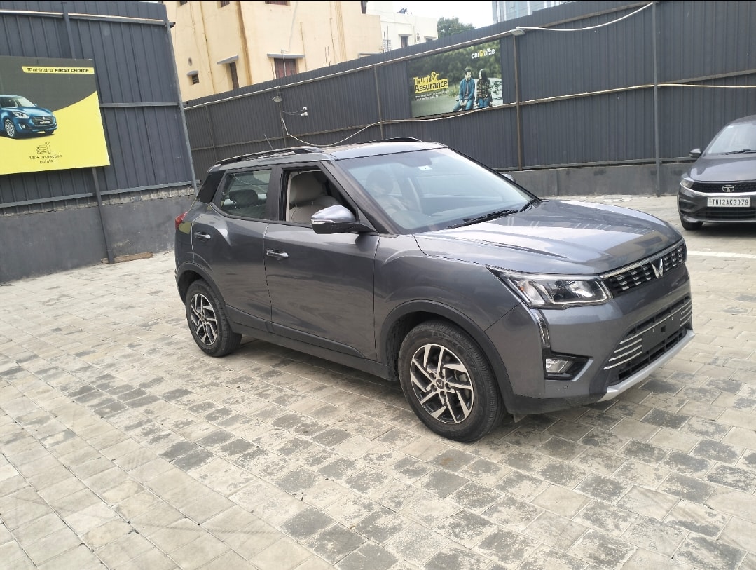 Used 2023 Mahindra XUV300 Used 2023 Mahindra XUV300