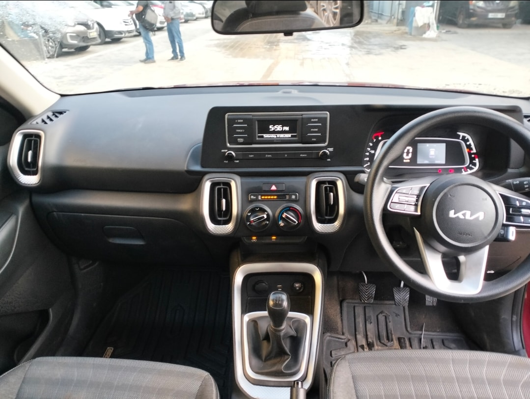 Used 2022 Kia Sonet Used 2022 Kia Sonet