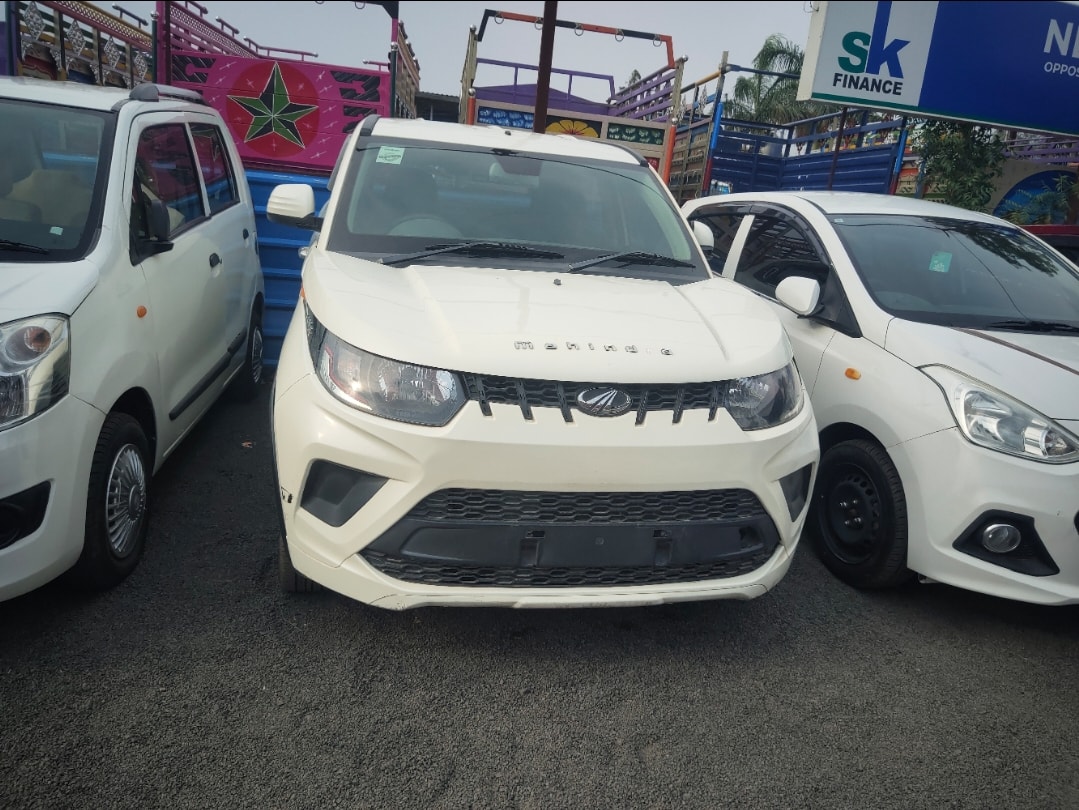 Used 2018 Mahindra KUV100 Used 2018 Mahindra KUV100
