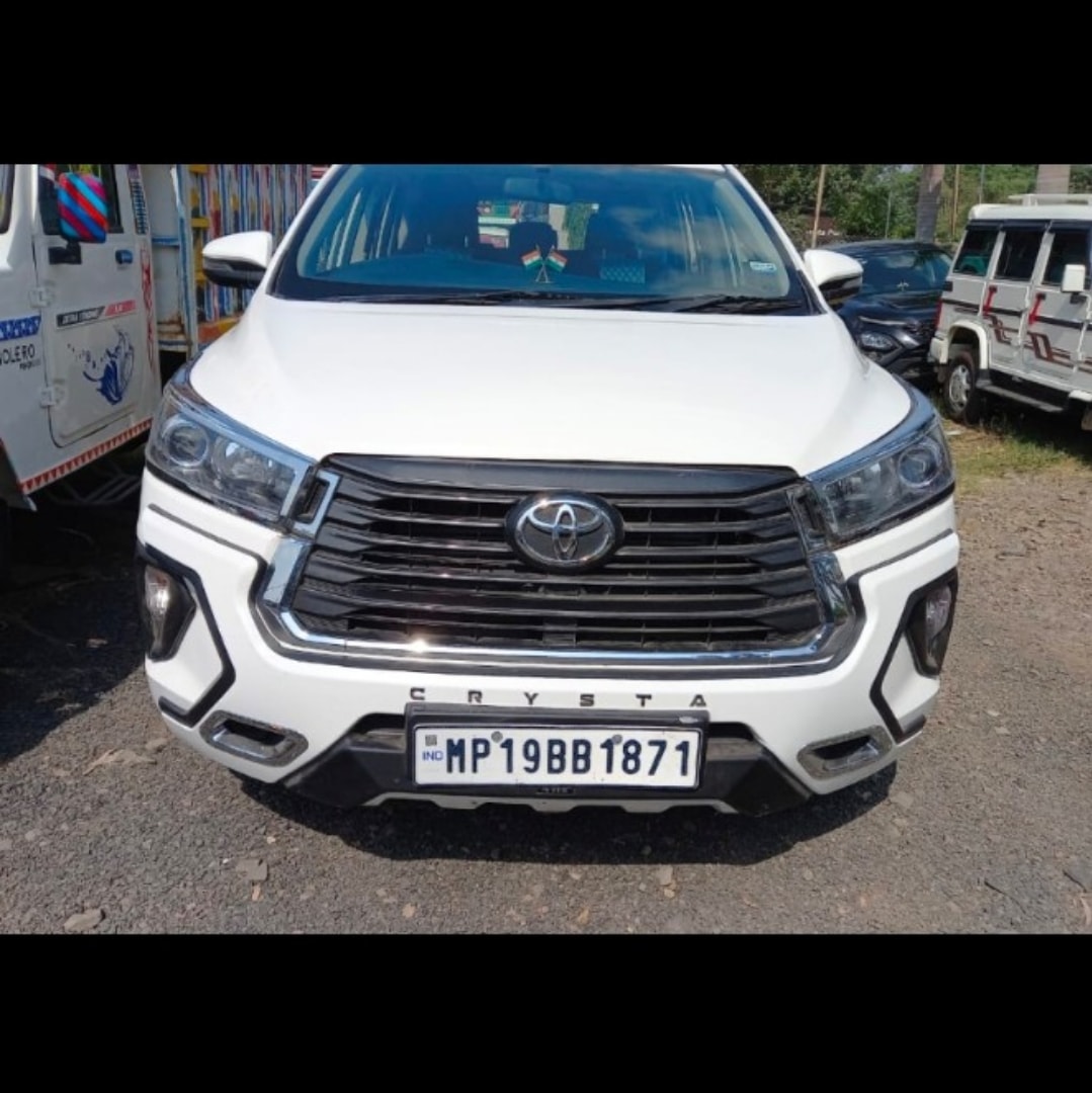 Used 2019 Toyota Innova Crysta Used 2019 Toyota Innova Crysta