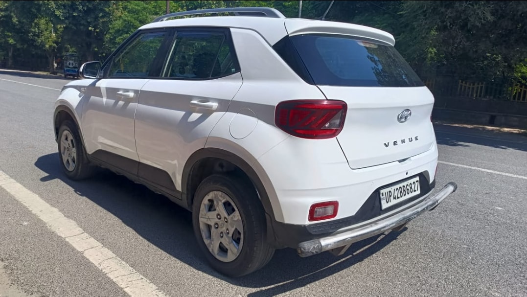 Used 2020 Hyundai Venue Used 2020 Hyundai Venue