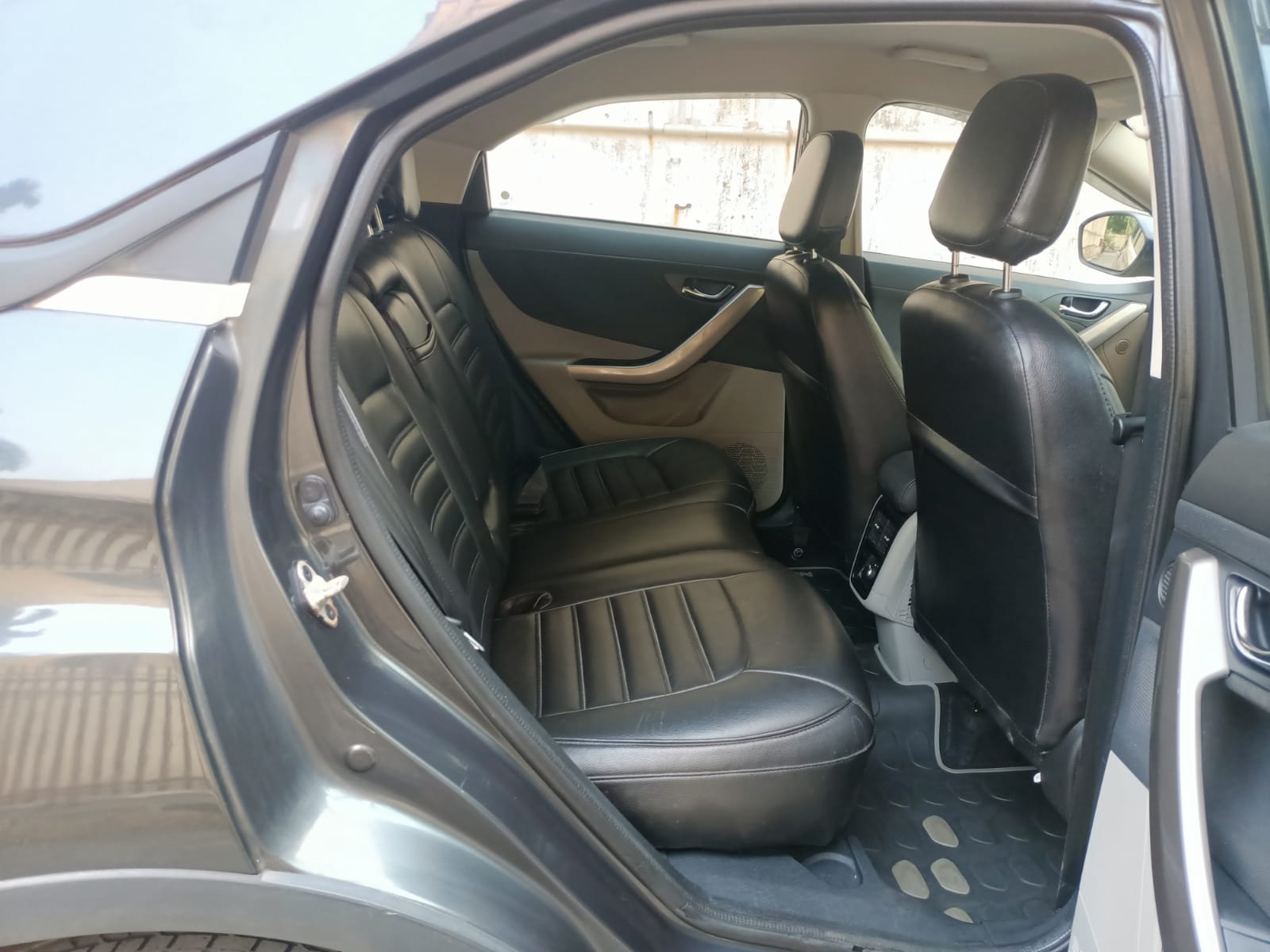 Used 2018 Tata Nexon Used 2018 Tata Nexon