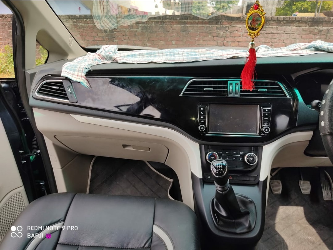 Used 2018 Mahindra Marazzo Used 2018 Mahindra Marazzo