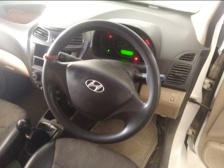 Used 2012 Hyundai EON Used 2012 Hyundai EON