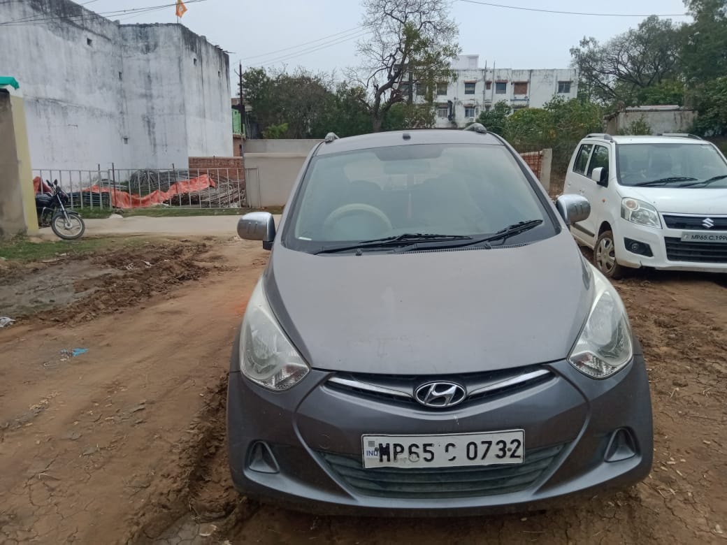 Used 2013 Hyundai EON Used 2013 Hyundai EON