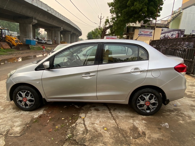 Used 2014 Honda Amaze Used 2014 Honda Amaze