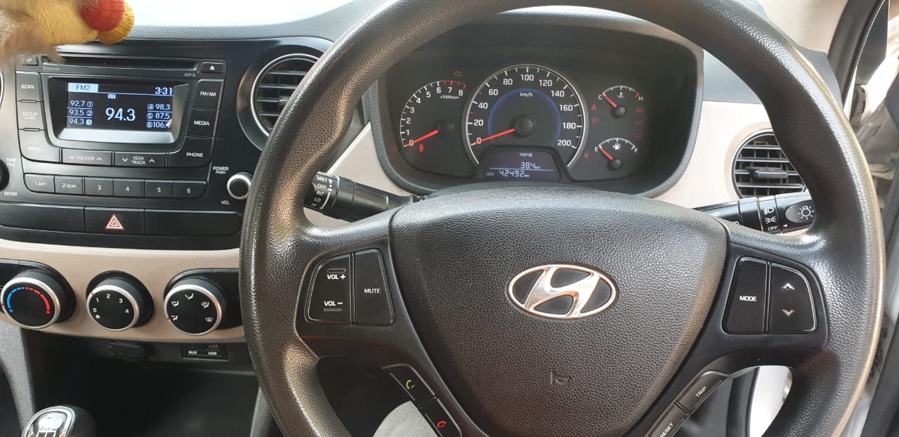 Used 2015 Hyundai Grand i10 Used 2015 Hyundai Grand i10