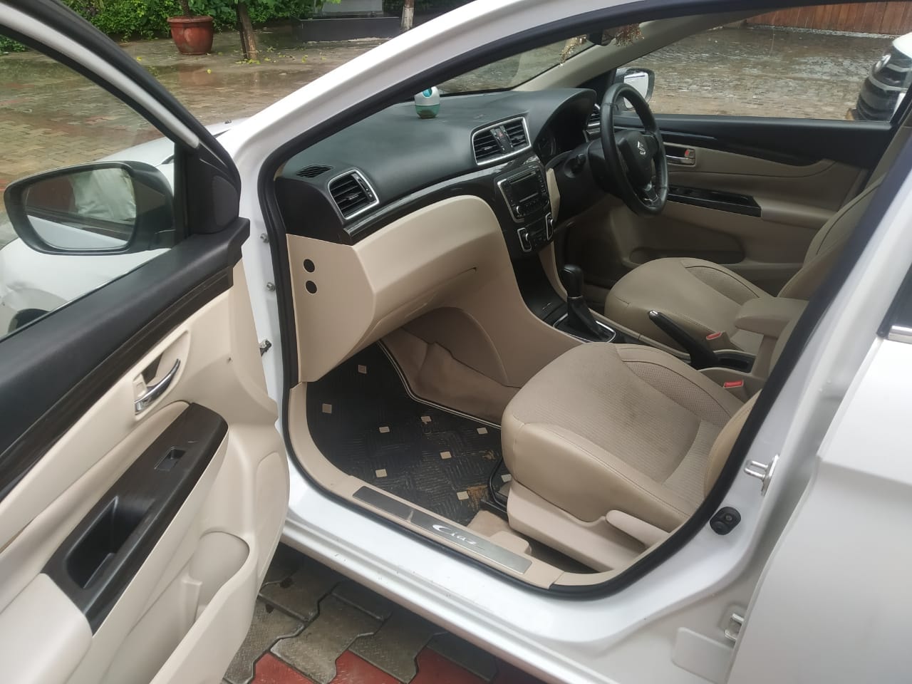 Used 2014 Maruti Suzuki Ciaz Used 2014 Maruti Suzuki Ciaz