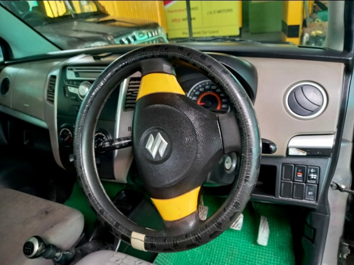 Used 2013 Maruti Suzuki Wagon R Used 2013 Maruti Suzuki Wagon R